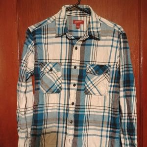 Men's flannel shirt
